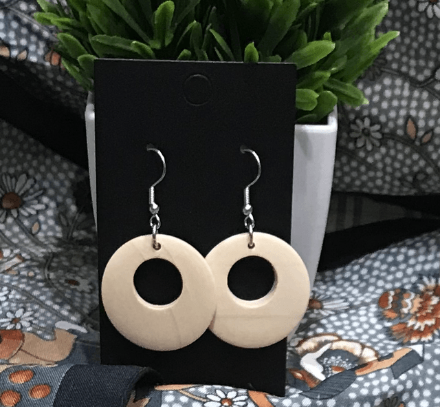 Cream Dangling Earrings-CDE27