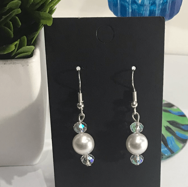 White Dangling Earrings- WDE15