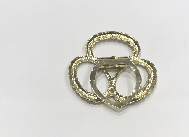 Gold Colour Broach - GLB02