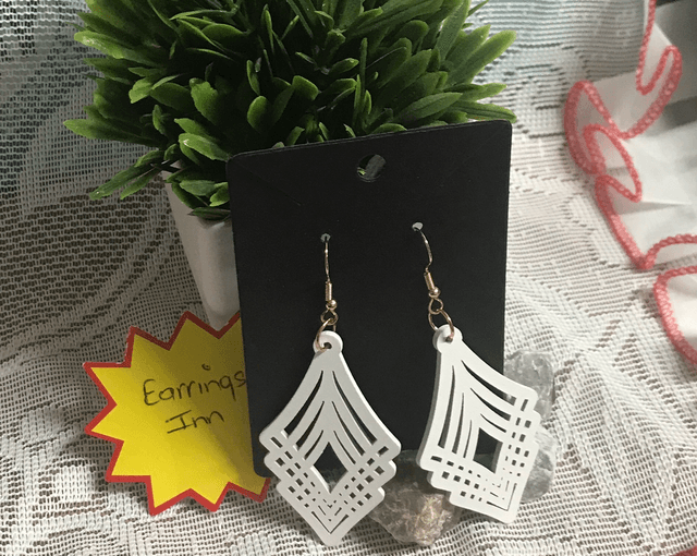 White Wood Dangling Earrings-SWDE67