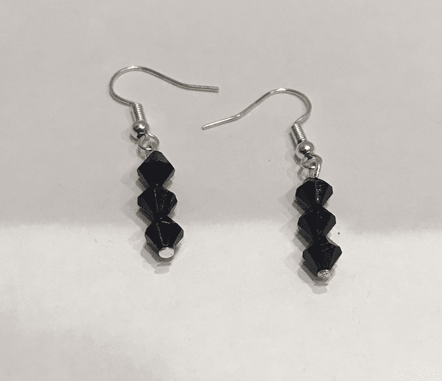 Small Black Dangling Earrings-SBDE23