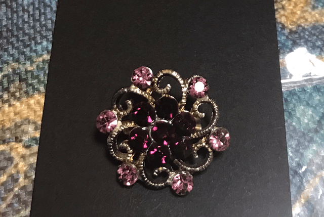 Mixed Colour Broach - MCB01