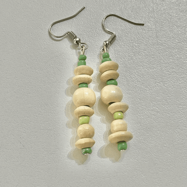 Cream Dangling Earrings-CDE01