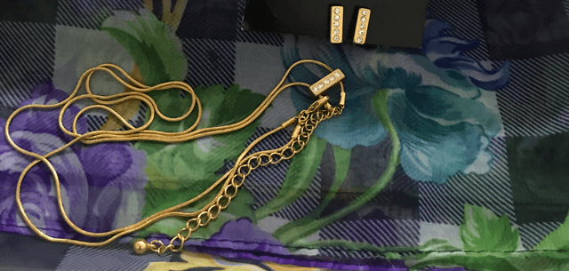 Clip On Earrings - Necklace Set - COE23