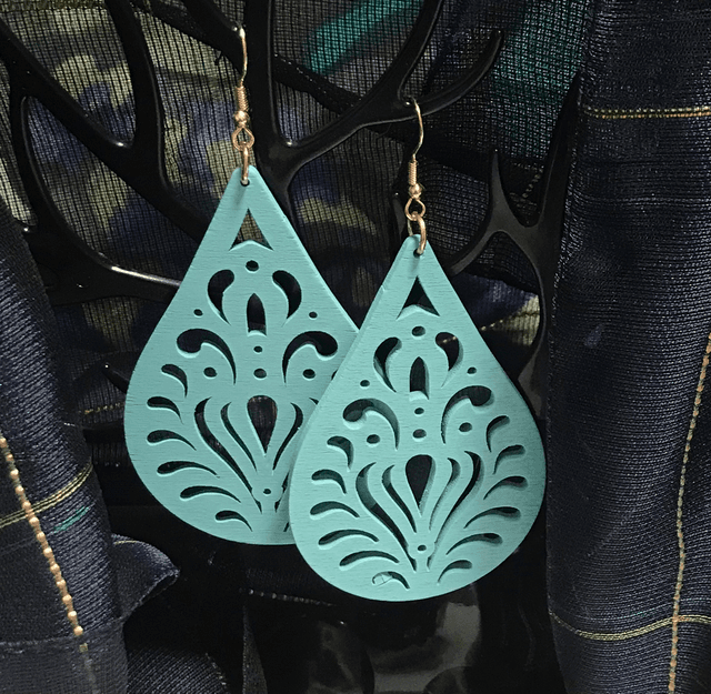 Blue Dangling Earrings - BLDE37
