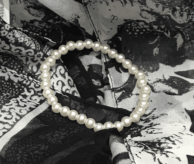 White Handmade Bracelet- BRA59
