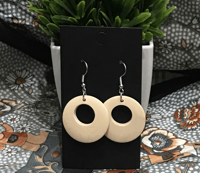 Cream Dangling Earrings-CDE27