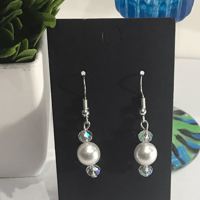 White Dangling Earrings- WDE15