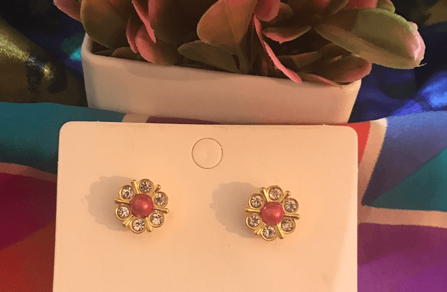 Rose Pink Pearl Stone Stud Earrings - STU98